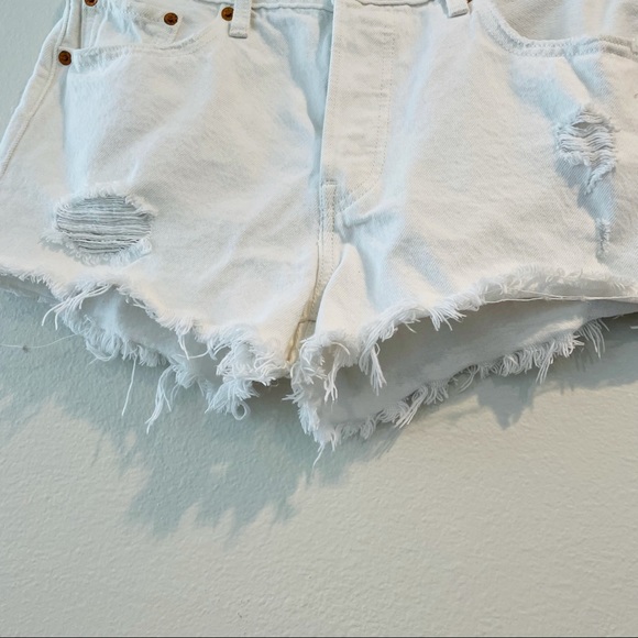 Levi’s 501 Vintage Distressed Denim Shorts - Picture 5 of 7